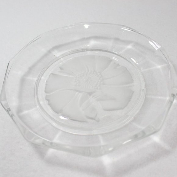Vintage Emanuel Ungaro Etched Crystal Dish Dogwood Japan Clear Glass Bowl 7.5" - Picture 3 of 6